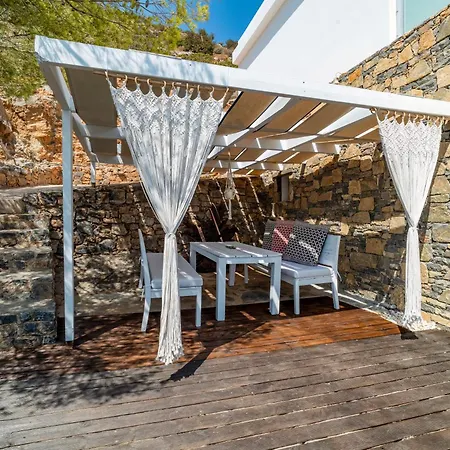 Villa Lituanica *